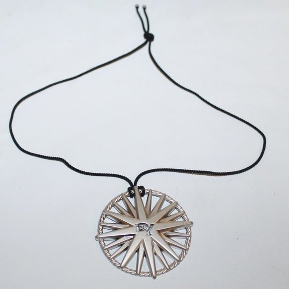 David Yurman Other - COPY - David Yurman Unisex Necklace Holiday Ornament